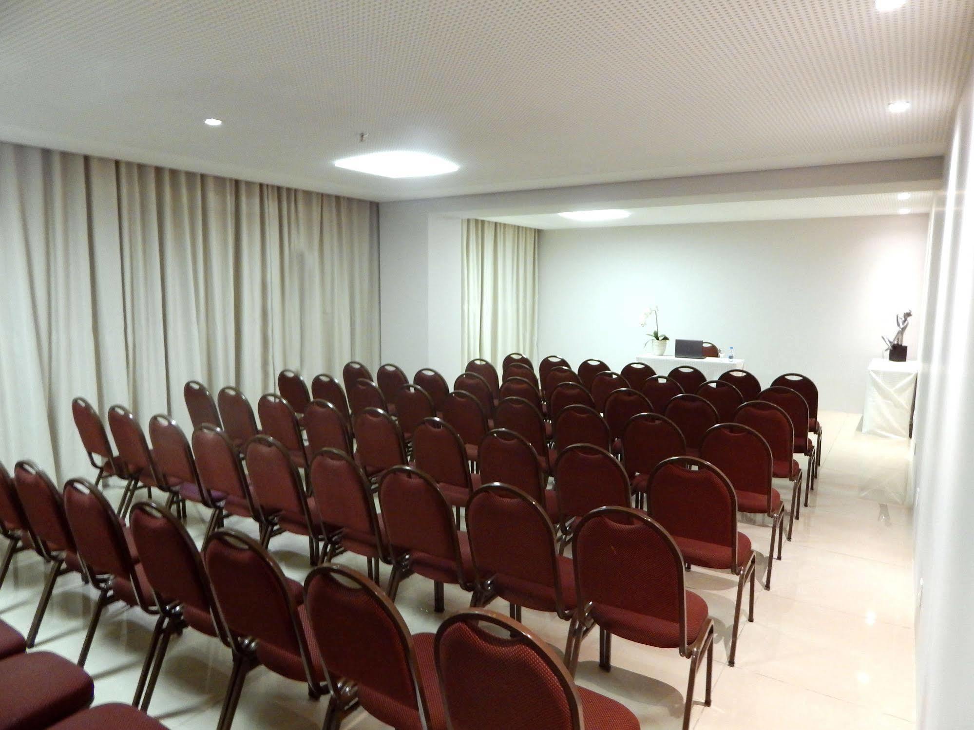Hotel Beaga Convention Expominas By Mhb Belo Horizonte Dış mekan fotoğraf